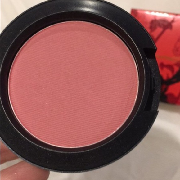 Mac blush - Picture 2 of 5